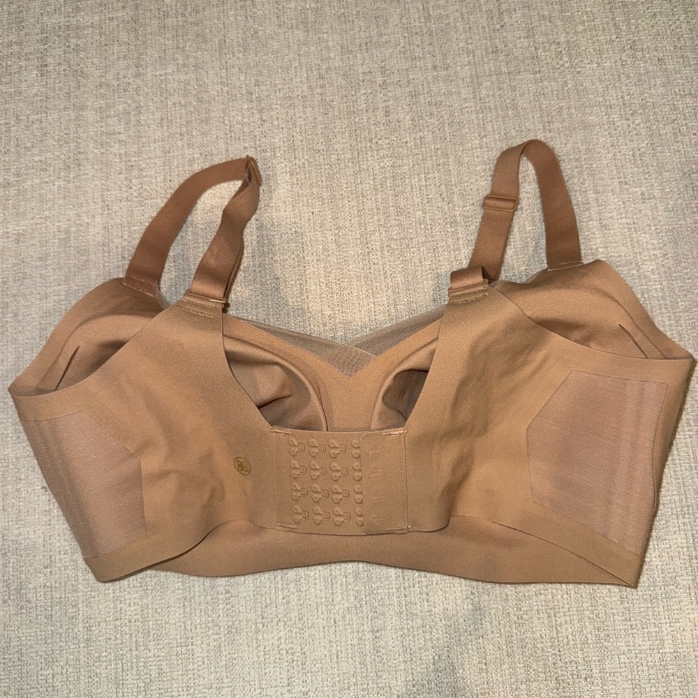 Honeylove Liftwear Crossover Bra - Picture 2 of 3